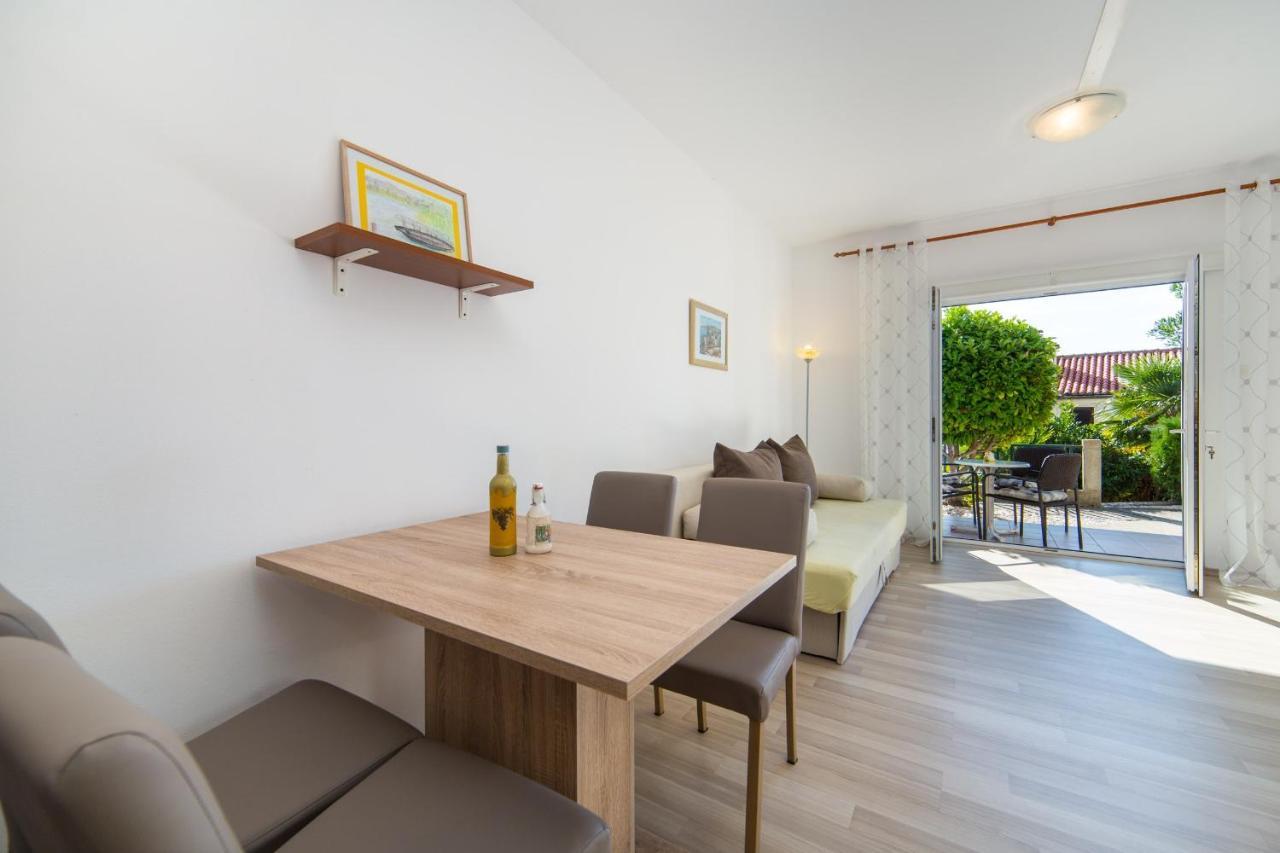 Apartments Color Brist Luaran gambar